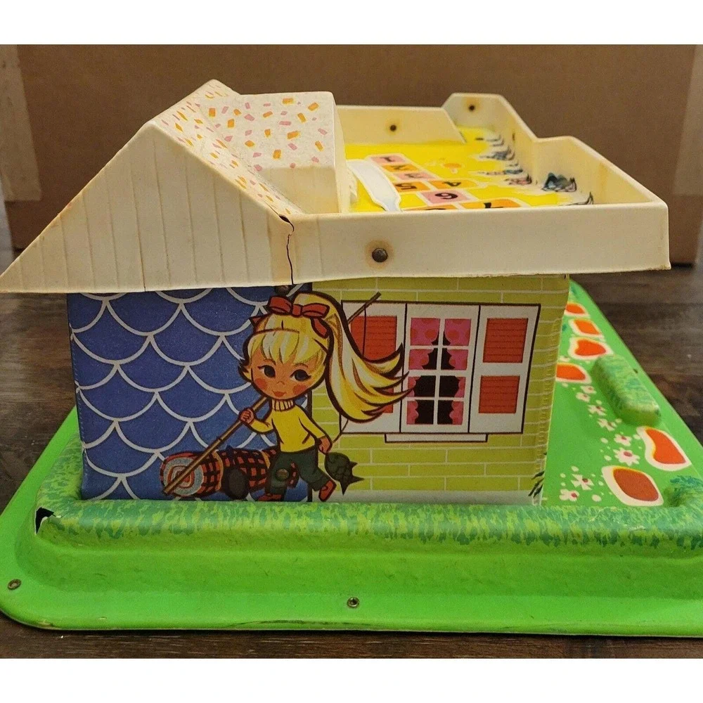 Vintage Liddle Kiddles Kolony Dollhouse House + 6 Dolls 1967 Mattel Toy Set